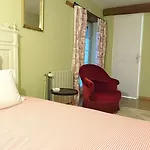 Bed & Breakfast Domaine De Bourgville Monts-sur-Guesnes