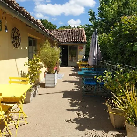 Domaine De Bourgville * Monts-sur-Guesnes