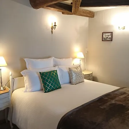 Domaine De Bourgville Monts-sur-Guesnes