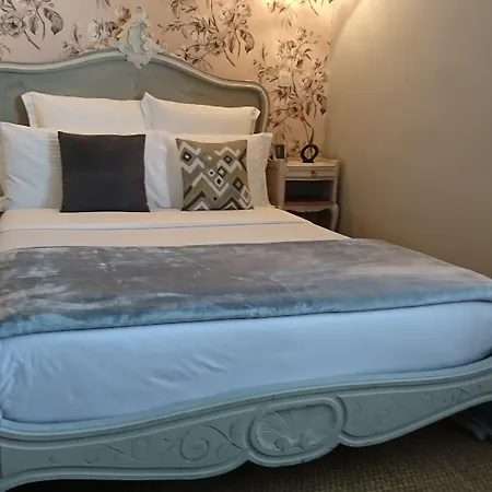Domaine De Bourgville 4* Monts-sur-Guesnes