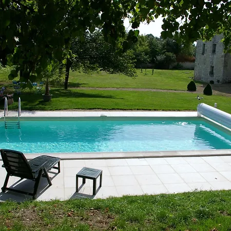Bed and breakfast Domaine De Bourgville Monts-sur-Guesnes