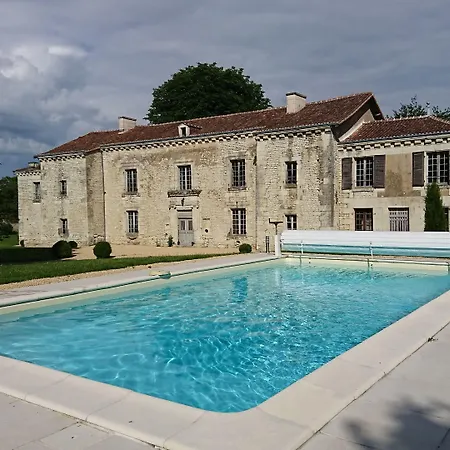 Domaine De Bourgville 4* Monts-sur-Guesnes