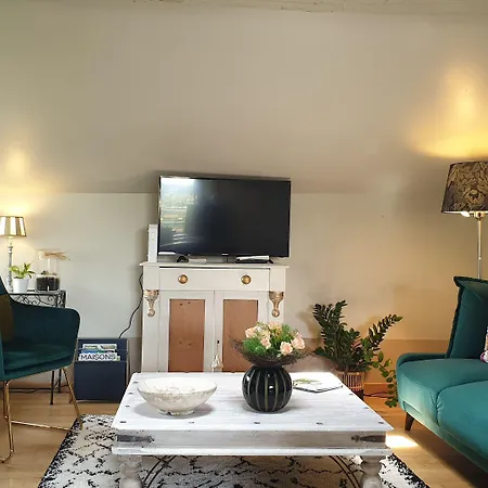 Bed and breakfast Domaine De Bourgville Monts-sur-Guesnes