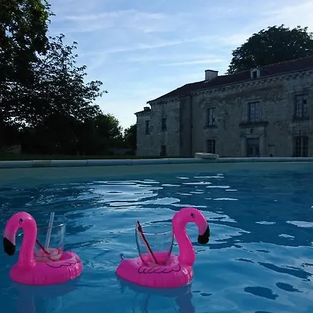 Domaine De Bourgville Bed & Breakfast Monts-sur-Guesnes